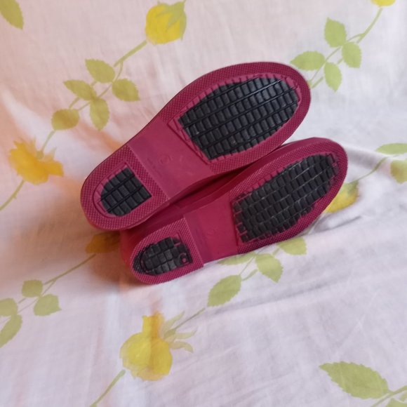 Cat & Jack Rain Boots/ Snow Boots Sizes: 2,  Burgundy  NWOB - Picture 12 of 13